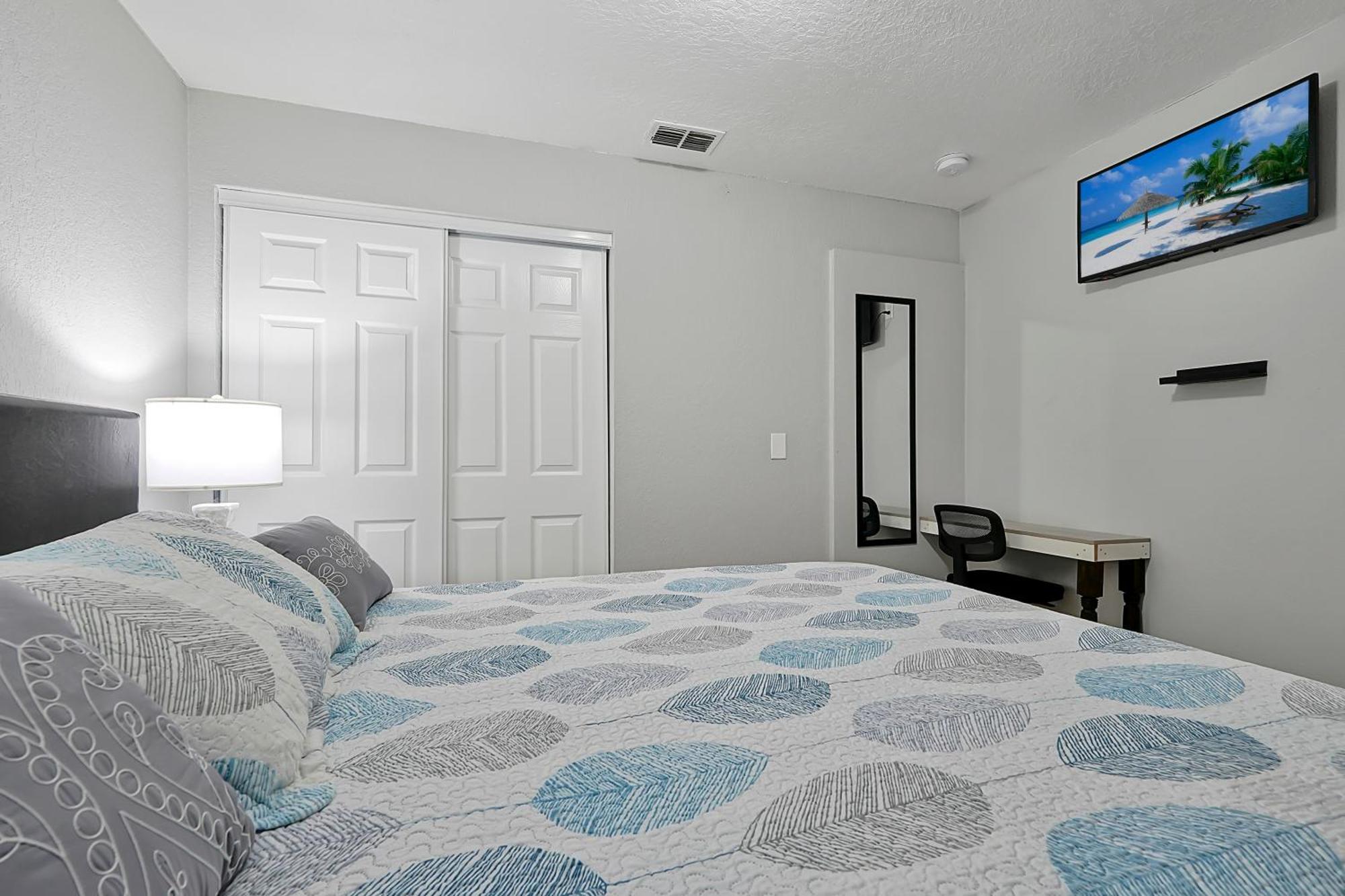 Comfortable Private In Tampa: The Wanderlust Apartamento